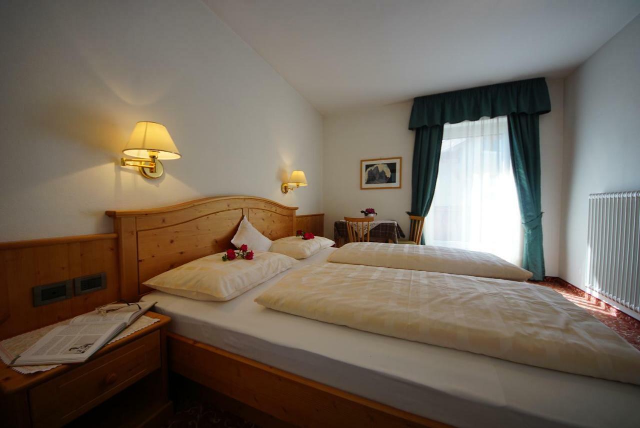 Bed and Breakfast Garni Flurida à Badia  Extérieur photo